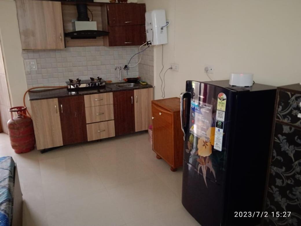 Hare Krishna Home Stay Vrindāvan エクステリア 写真